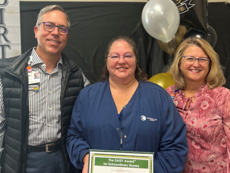 Kelly Souder Honored With DAISY Award - ChristianaCare News