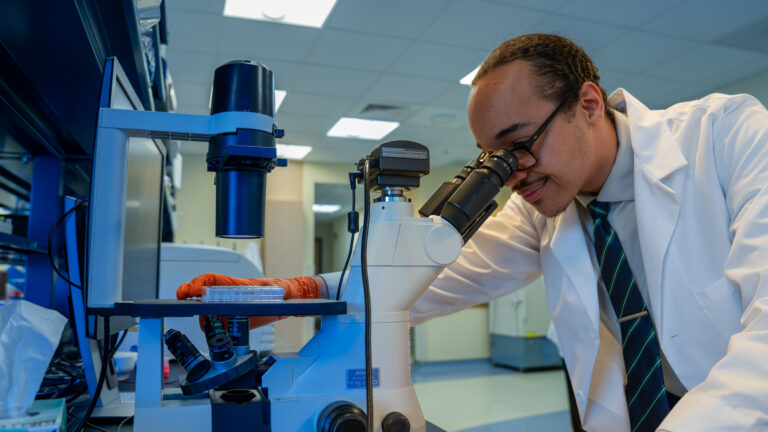 ChristianaCare Launches Internship at Cawley Center’s Organoid Core; Del Tech Undergrads Participate